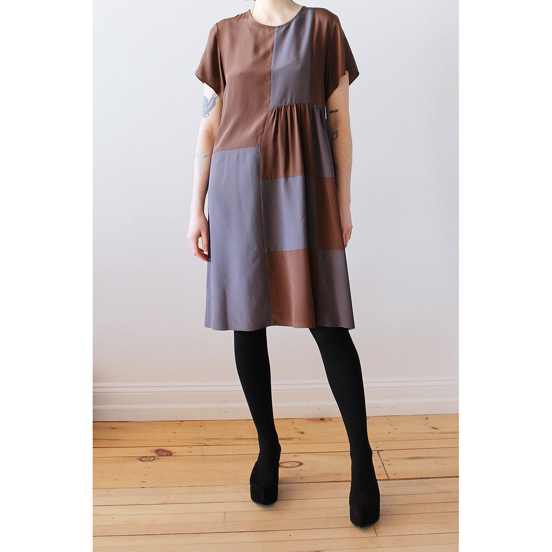 Correll Correll Checky Dress in Brown/Grey